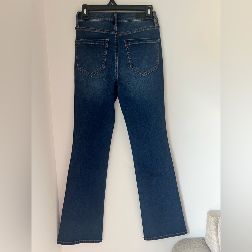 Sold - Picture 5 of 9